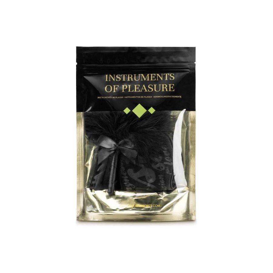 Bijoux Indiscrets Instruments of Pleasure Green Fetish Kit - Sensual Bondage Play Set for Couples - Model XJ-200 - Unisex - Explore Intense Pleasure in Style and Luxury - Vibrant Green - Adult Naughty Store