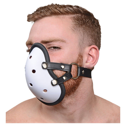 Musk Athletic Cup Muzzle