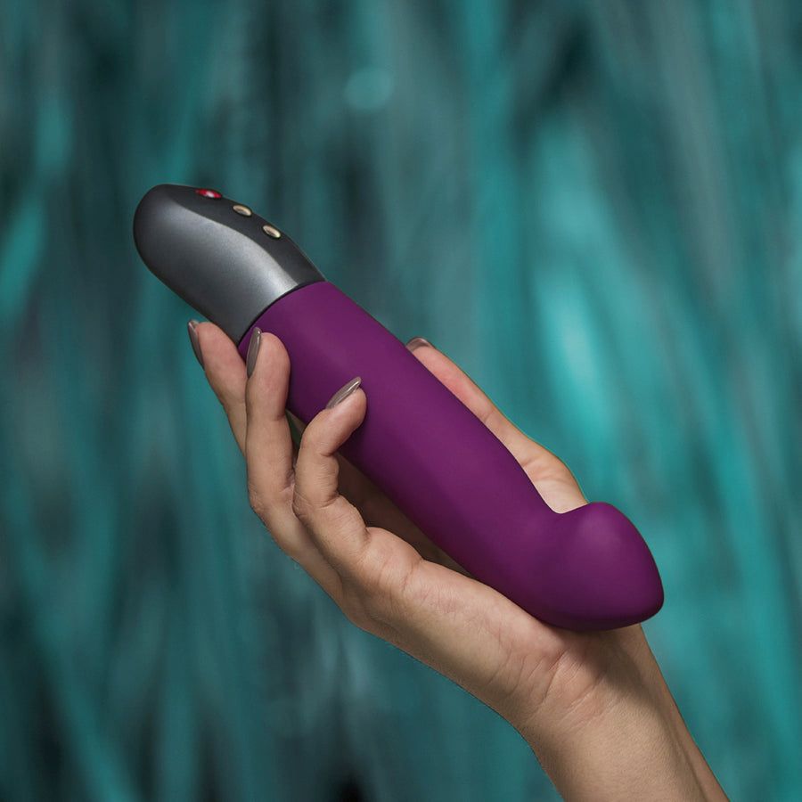 Introducing the Fun Factor Stronic G Clitoral Vibrator: The Ultimate Pleasure Powerhouse for Mind-Blowing Orgasms!