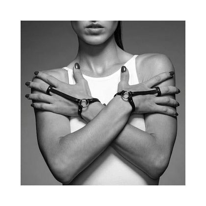 Bijoux Indiscrets Maze Hand Bracelet Harness - Sensual Hand Accessory for Women - Model MHBH-001 - Vegan Friendly - Adjustable Fit - Black