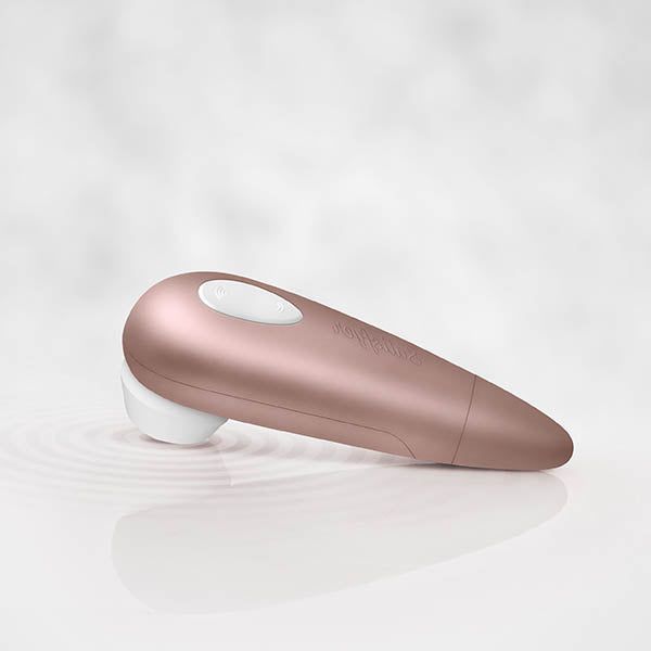 Satisfyer 1 Next Generation Clitoral Pressure Wave Vibrator - Ultimate Pleasure for Women - Compact and Travel-Friendly - Battery-Powered - Sleek Black